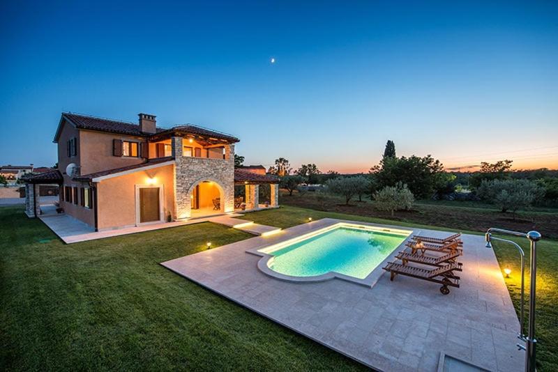 Villa Oliveta By Istrialux Filipana Exteriér fotografie